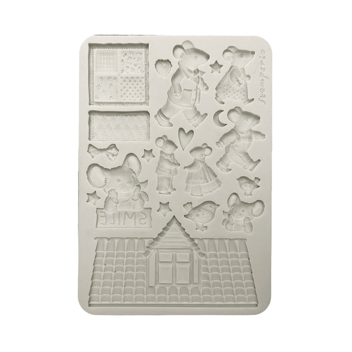 STAMPERIA SILICON MOULD A5 FAMILY MICE - KACMA599 (  NOW SHIPPING LATE JAN 26)