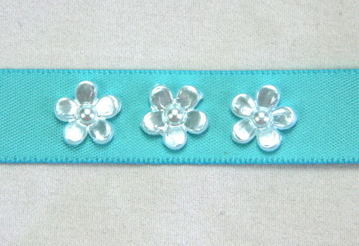 GREEN TARA PEARL FLOWER 1.2CM WHITE - 1047WH